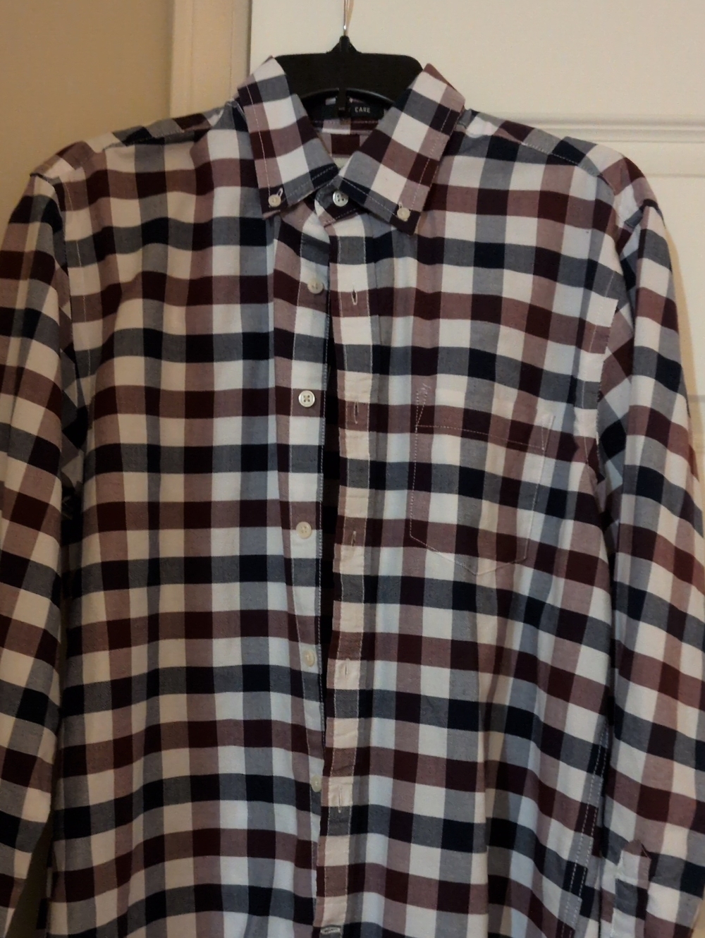 St. John's Bay White, Navy & Brown Plaid Button-Down Shirt